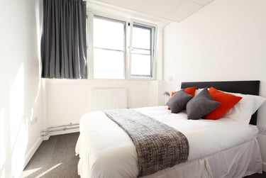 En Suite Classic at MyPad Paisley, 26 Gilmour Street, City Centre, Paisley, PA11EQ - Image 1